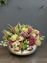 Cargar imagen en el visor de la galería, ARREGLO CAMPO FLORAL PRIMAVERA