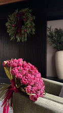 Cargar imagen en el visor de la galería, BOUQUET SWEET PEONIAS
